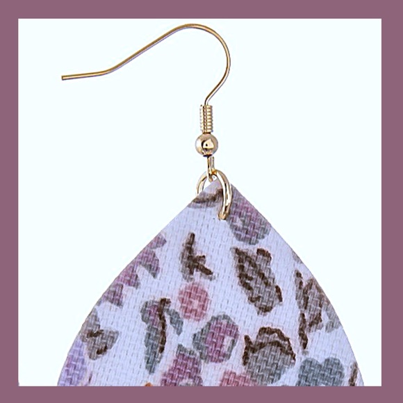 Faux Leather Violet Floral Print Oval Earrings NWT - Picture 5 of 7